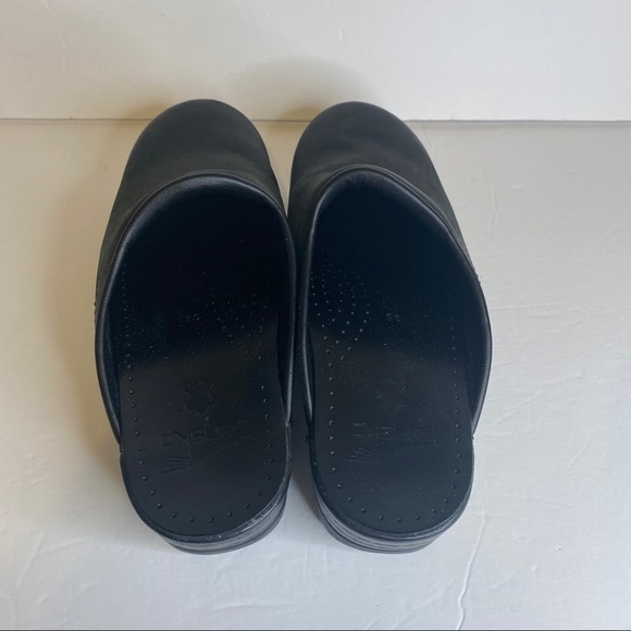Dansko slip on clog size 38 - Picture 5 of 8